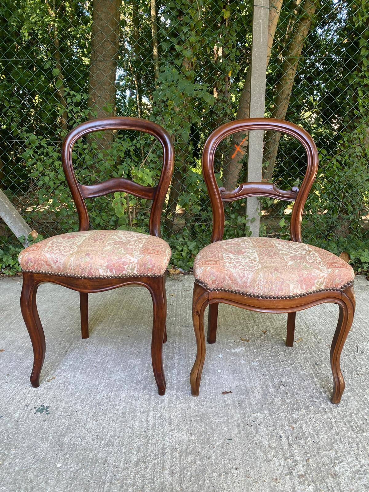 2 Louis Philippe chairs in curved solid wood and ecru fabric
