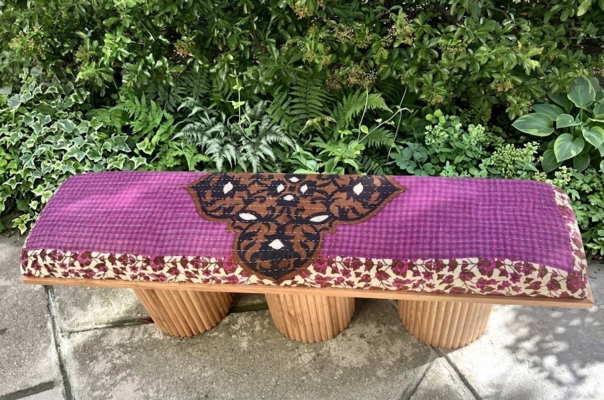 Banc structure bois - Assise Kantha