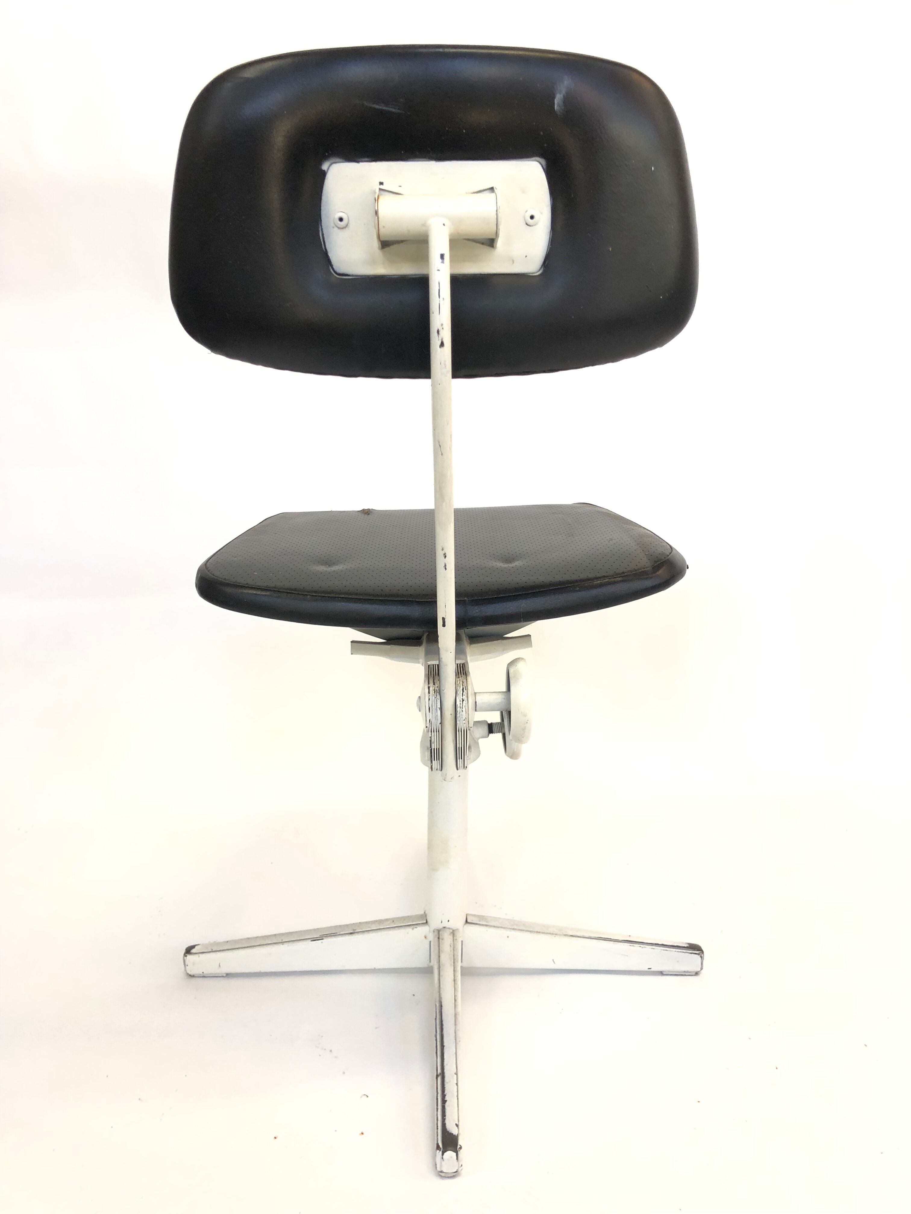 Work chair designed by Friso Kramer for Ahrend De Cirkel Netherlands