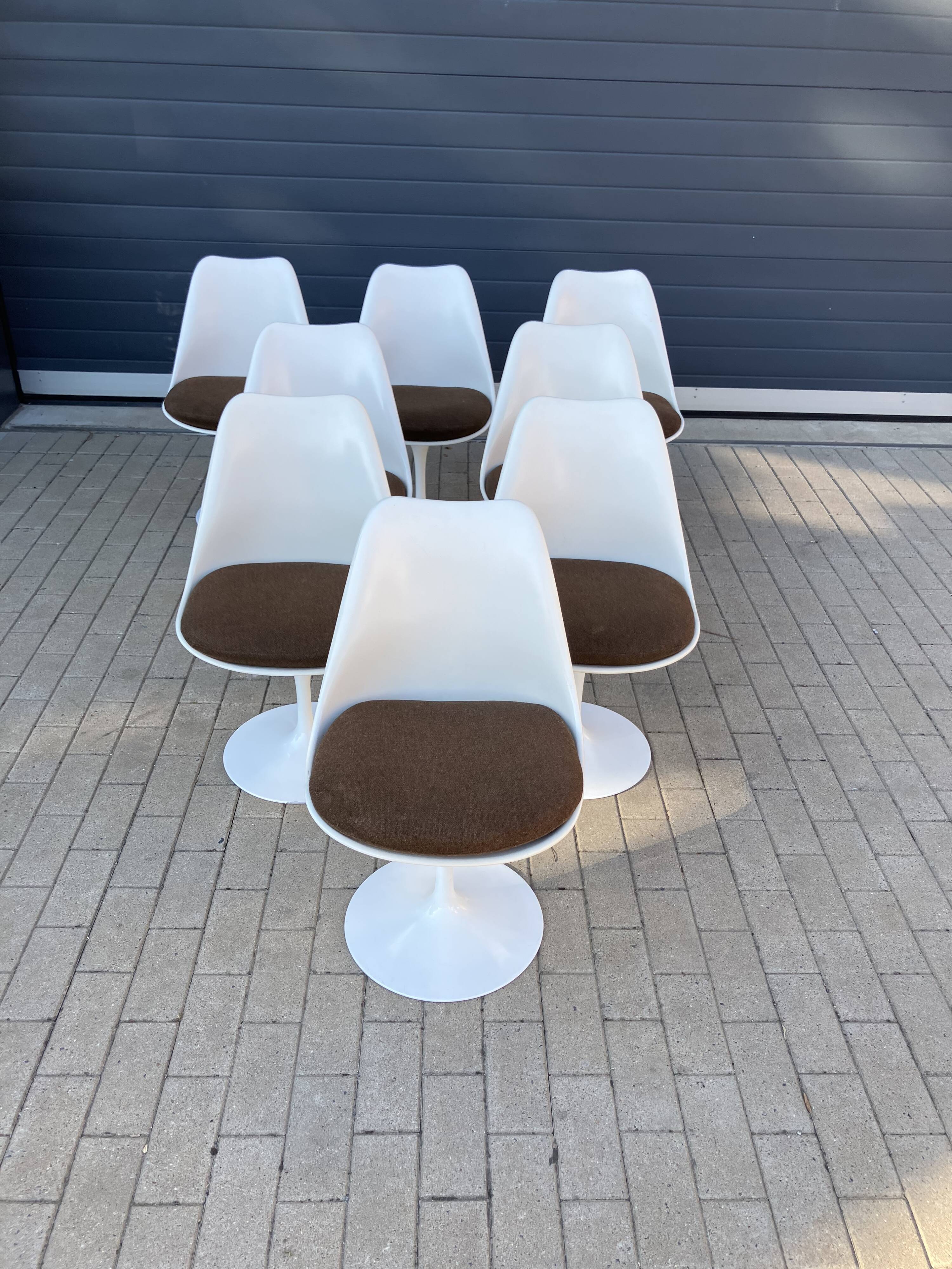 8x original Knoll Tulip dining chairs Eero Saarinen