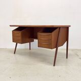 Bureau design danois vintage conçu par Gunnar Nielsen Tibergaard.