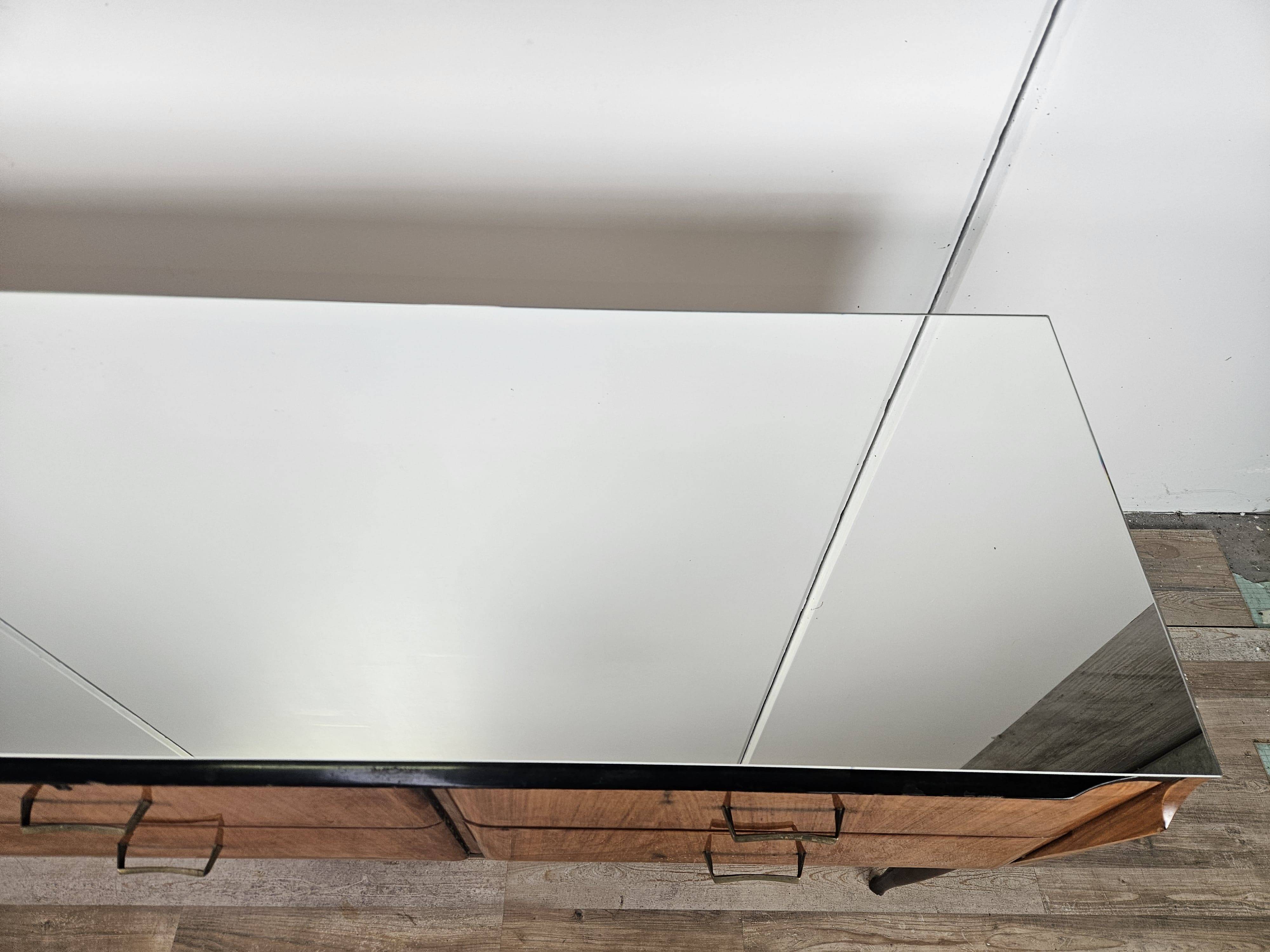 Mahogany burl chest of drawers with mirrored top