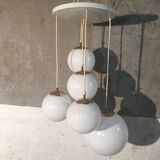 Suspension parscot en laiton et verre opaline  1960