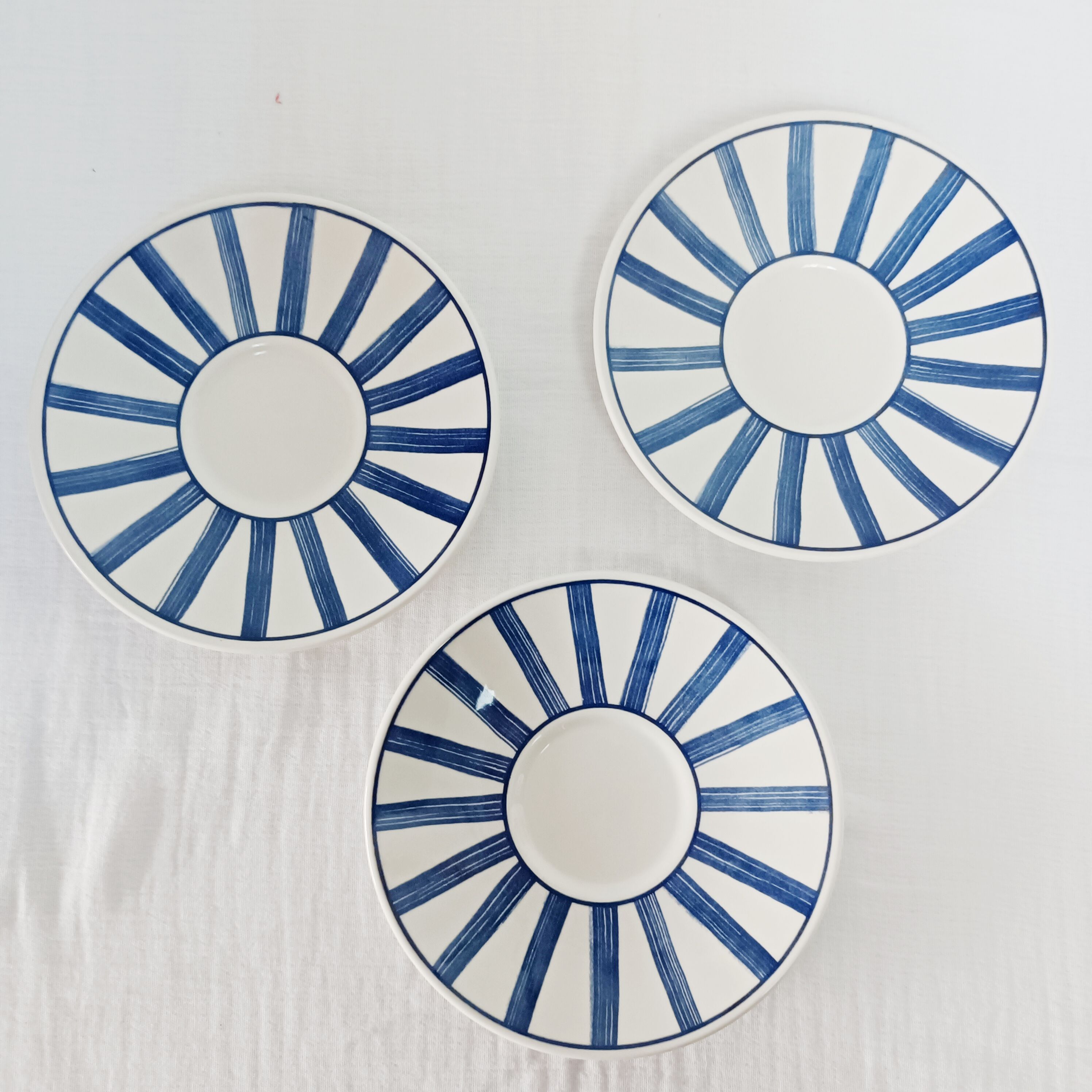 Set of 3 Churchill English cups with blue stripes
