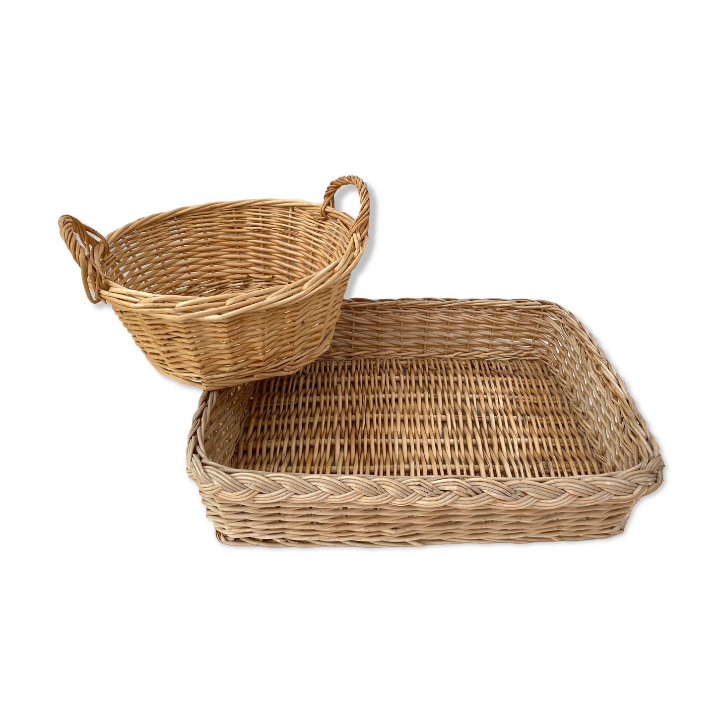 Duo of baskets in braided rattan