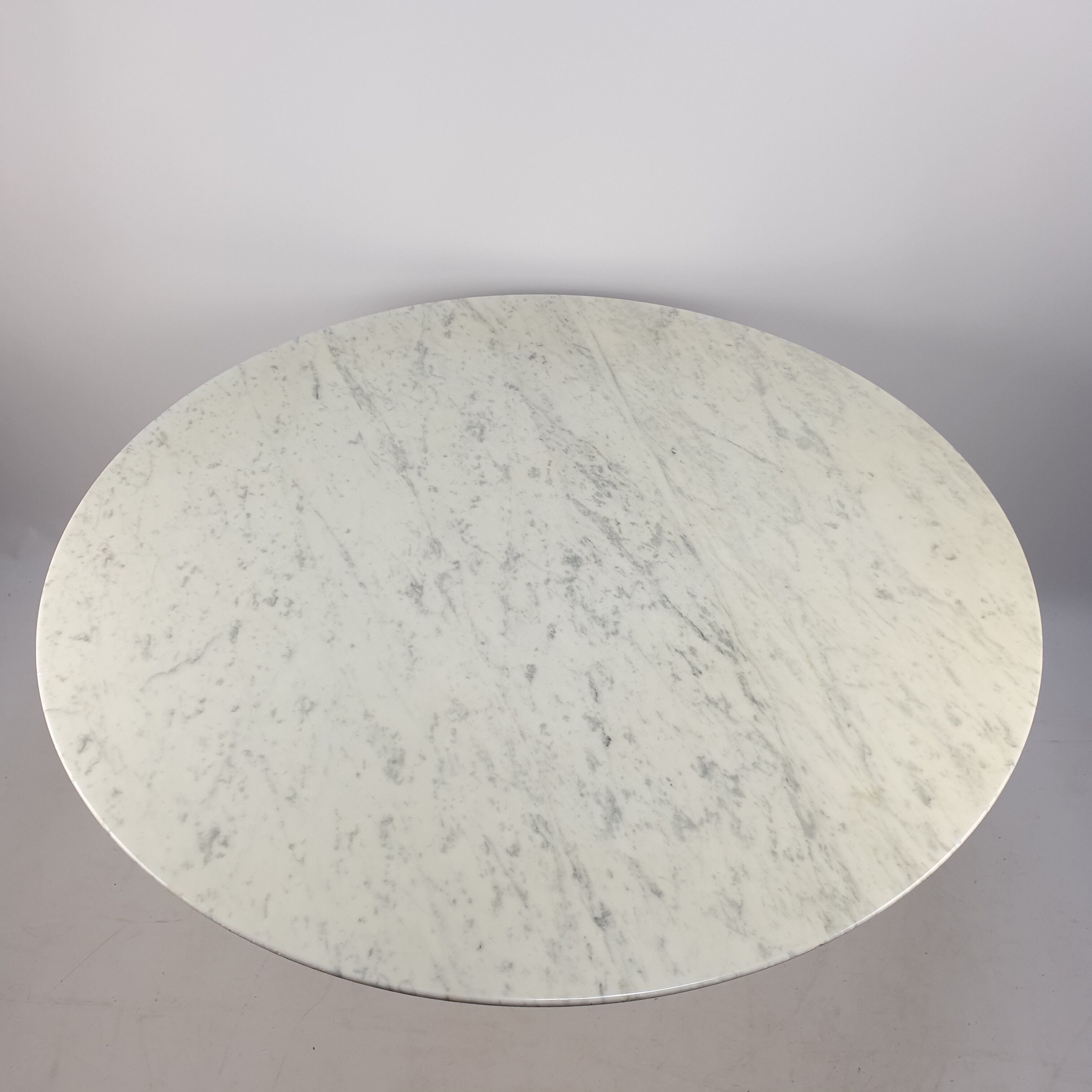 Table à manger par Eero Saarinen pour Knoll International 70