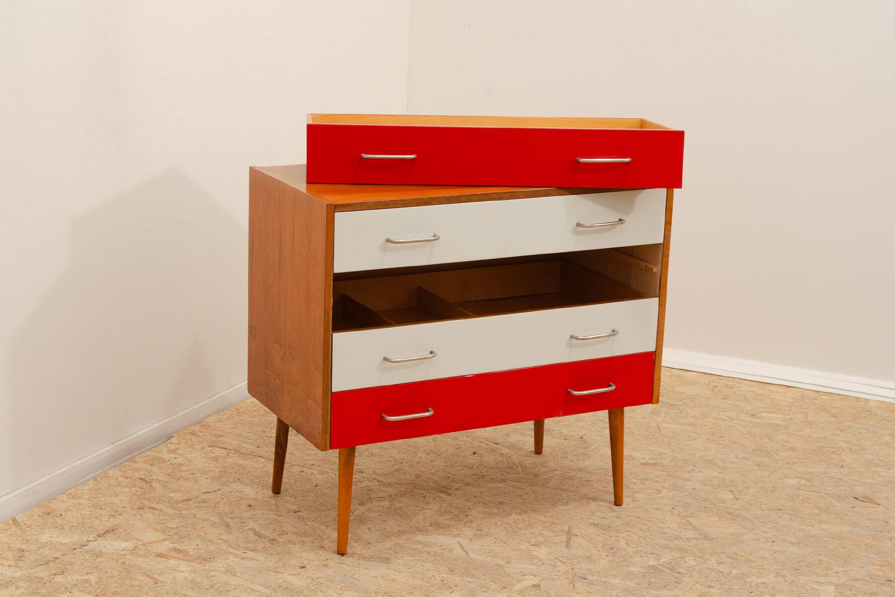 Mid century Eastern Bloc Vintage chest of drawers, 1970´s, Czechoslovakia