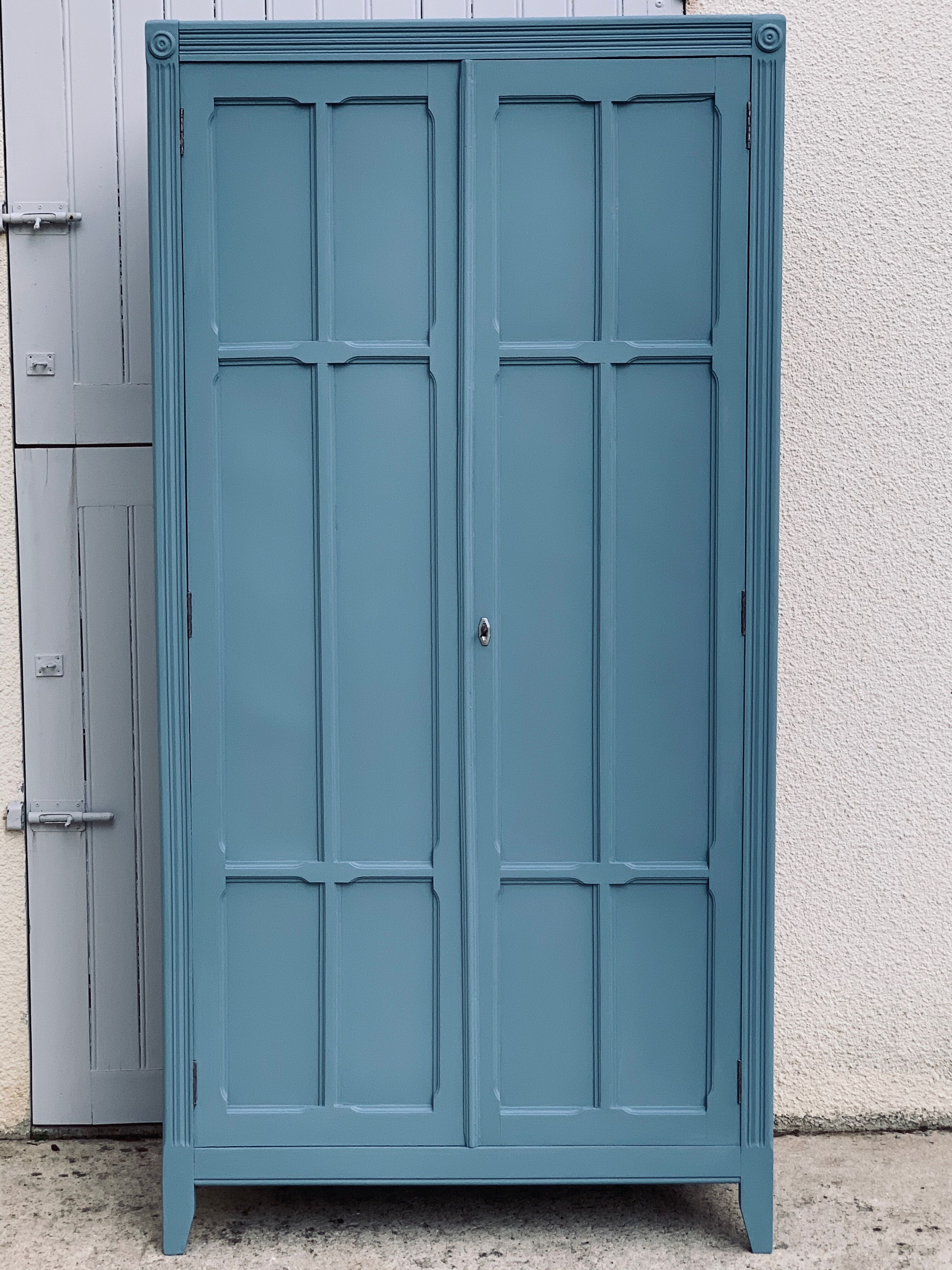 Greyish blue Parisian wardrobe 1940
