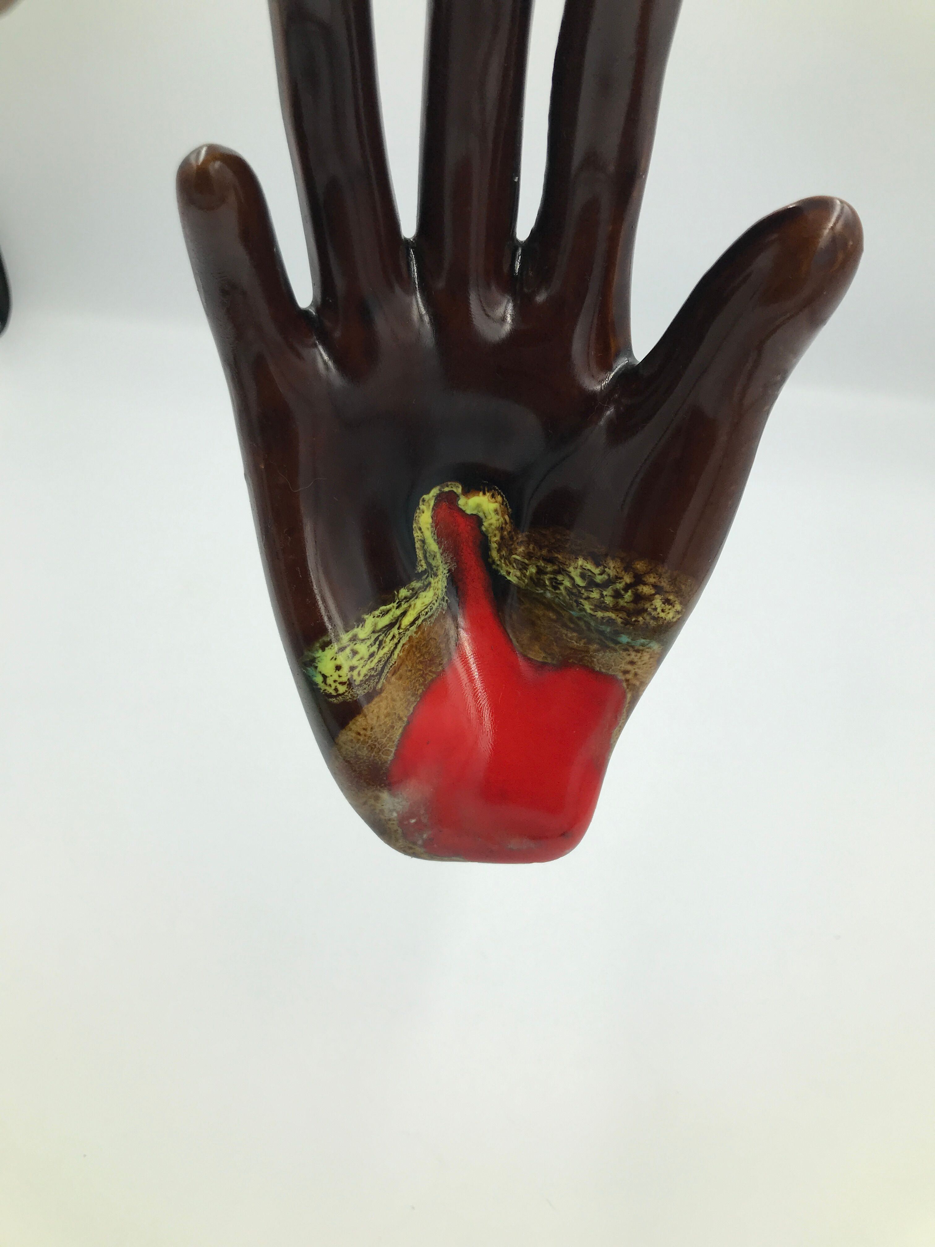 Empty pocket shaped hand style vintage