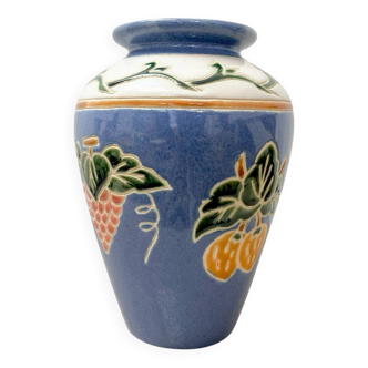 Vase vintage en céramique émaillée – Motifs en relief méditerranéens