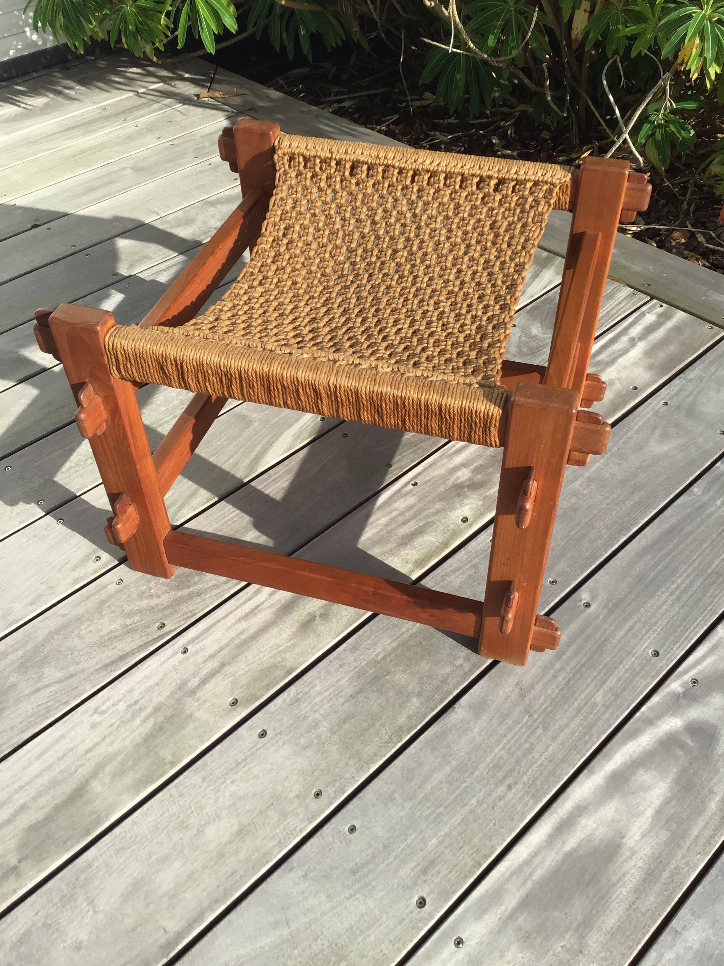 Brazilian stool in teak and rope