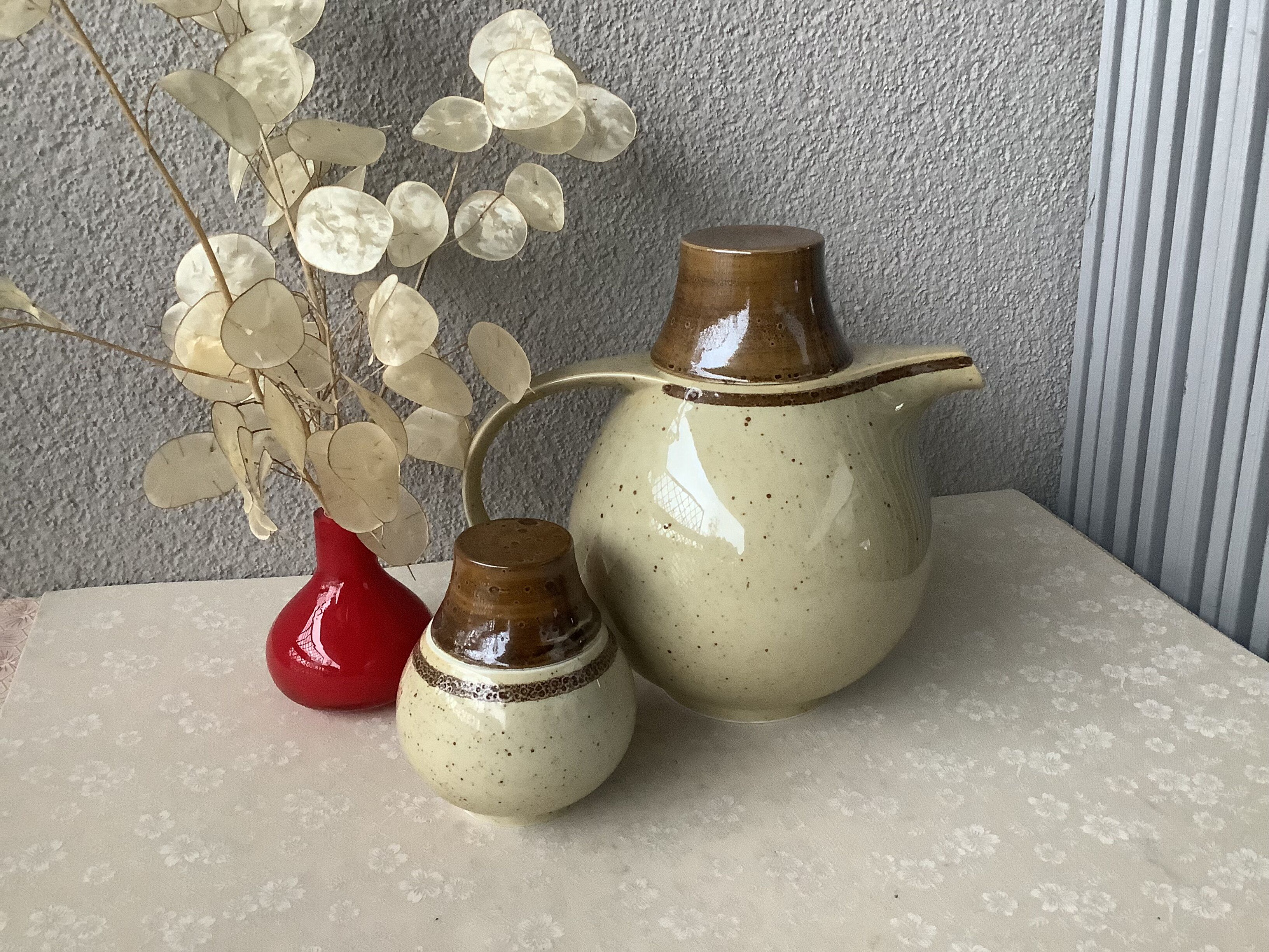 Heinrich Onda Sahara Germany teapot and sugar bowl