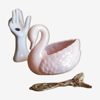 Pot cache in the shape of a pink swan pink sia vintage