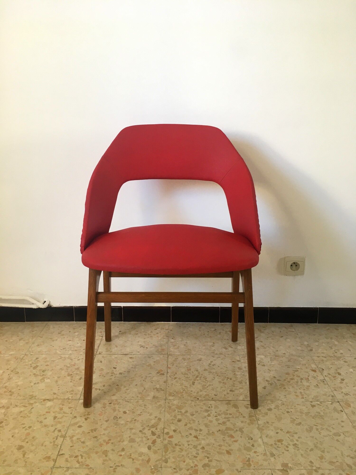 Vintage barrel chair 60s