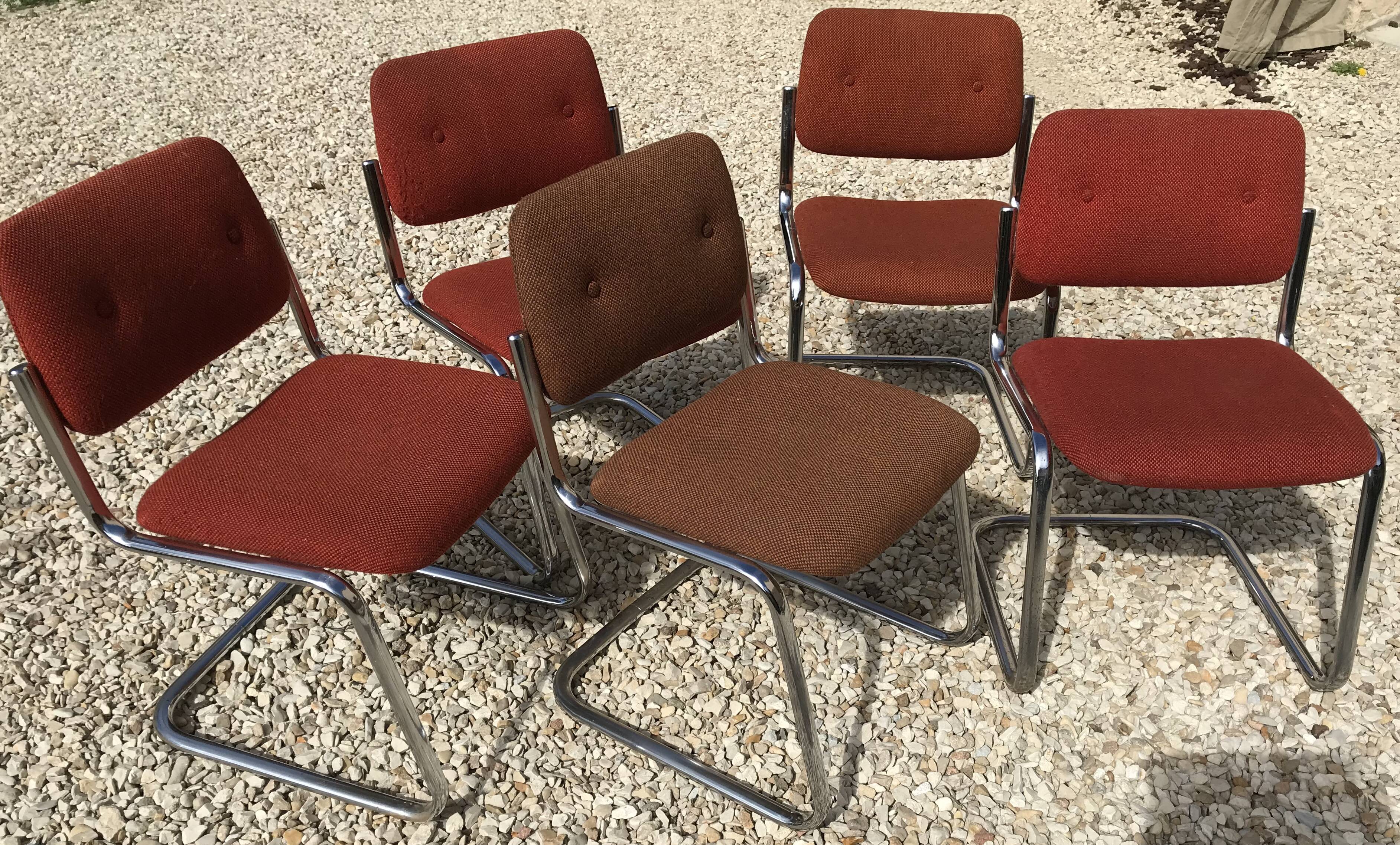 Lot of 5 chairs 1970