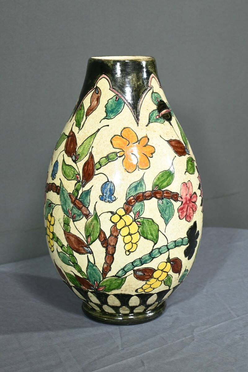 Vase en Faïence Polychrome, signé J.Massier, Vallauris – Début XXe