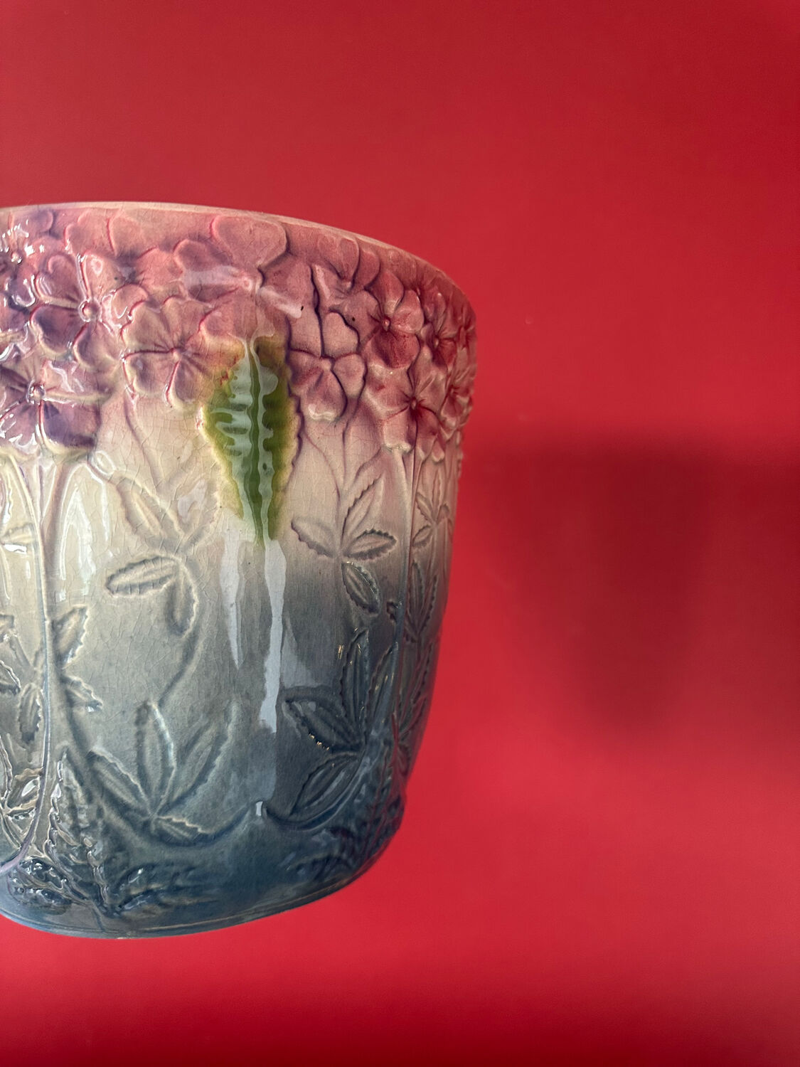 Ceramic floral cache pot