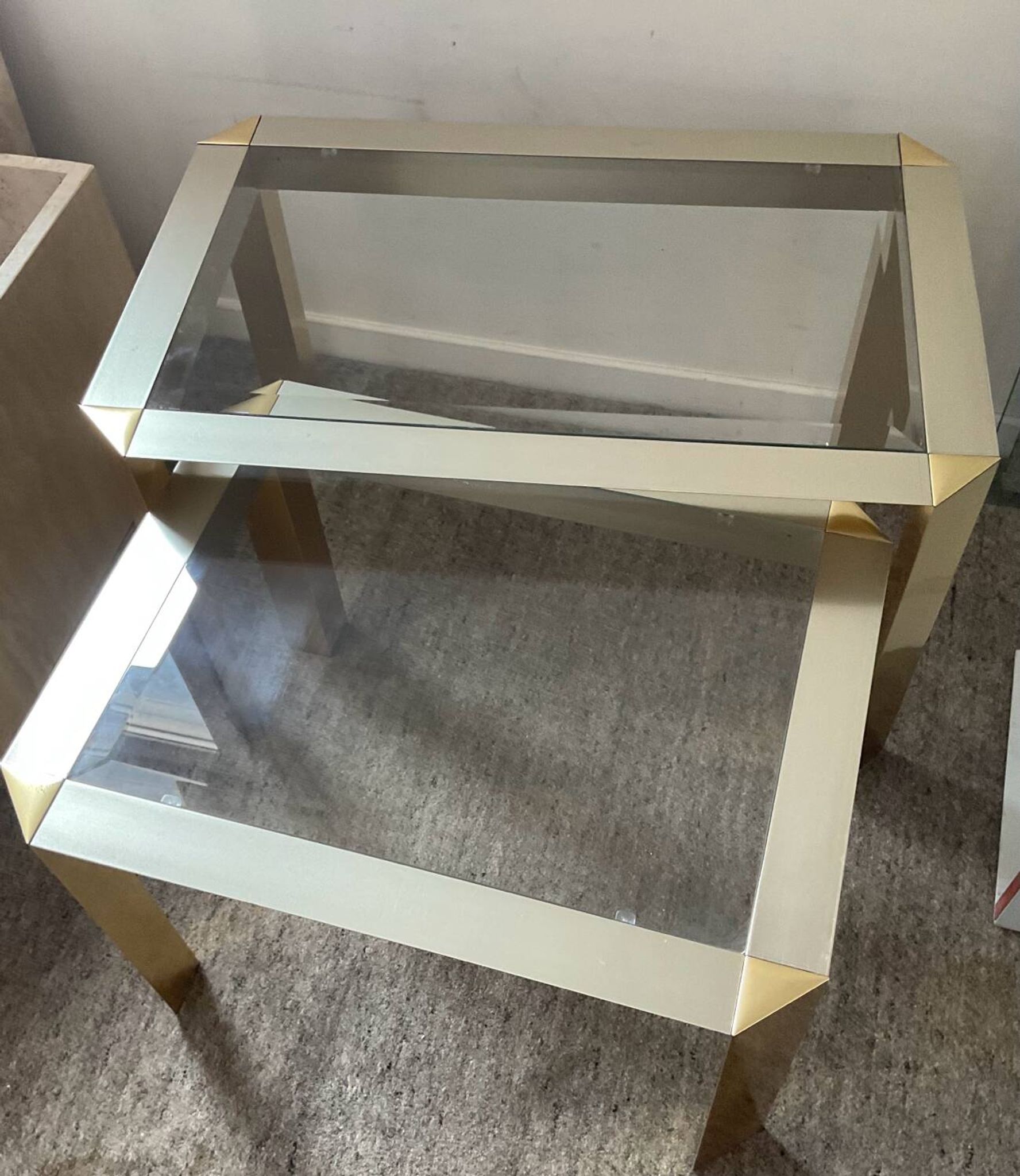 Duo de tables gigognes des années 70