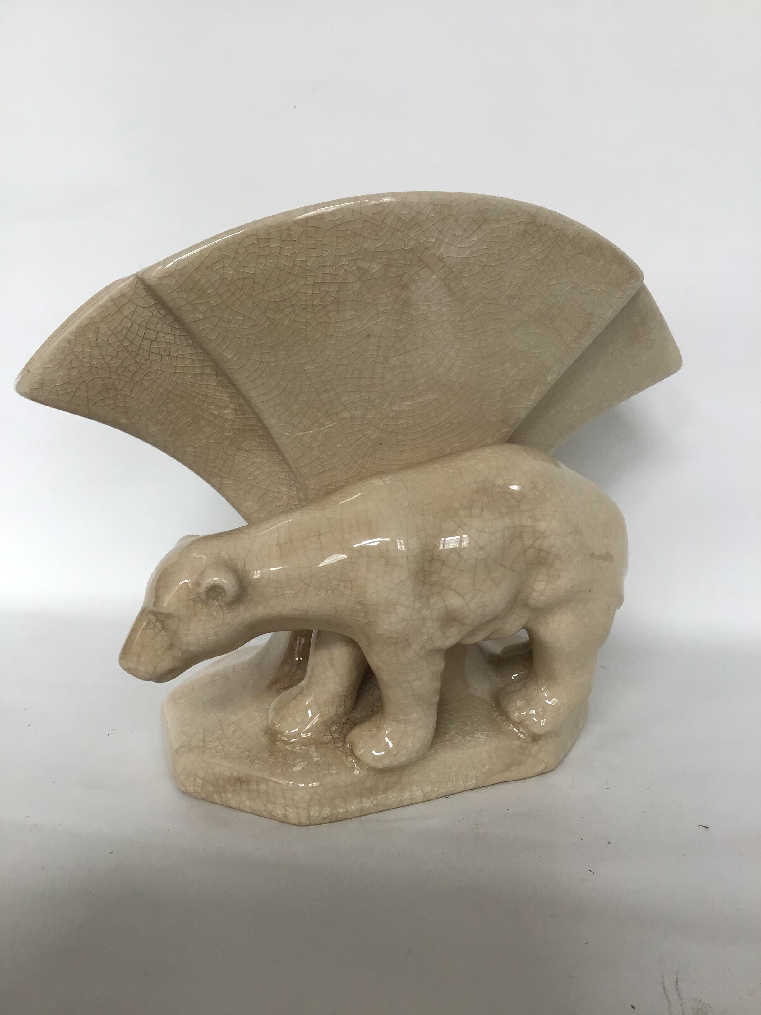 Art deco cracked vase