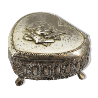 old heart jewelry box