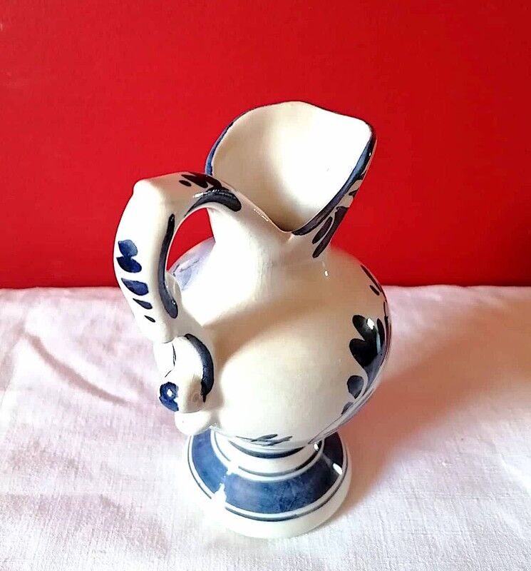 Delft porcelain pitcher, Holland