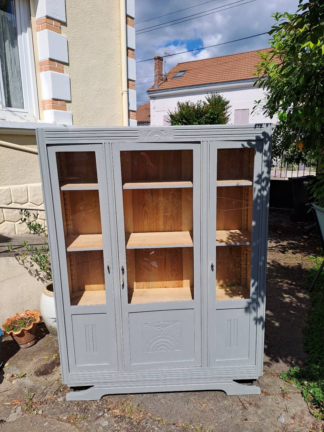 Art Deco 3-door glass bookcase