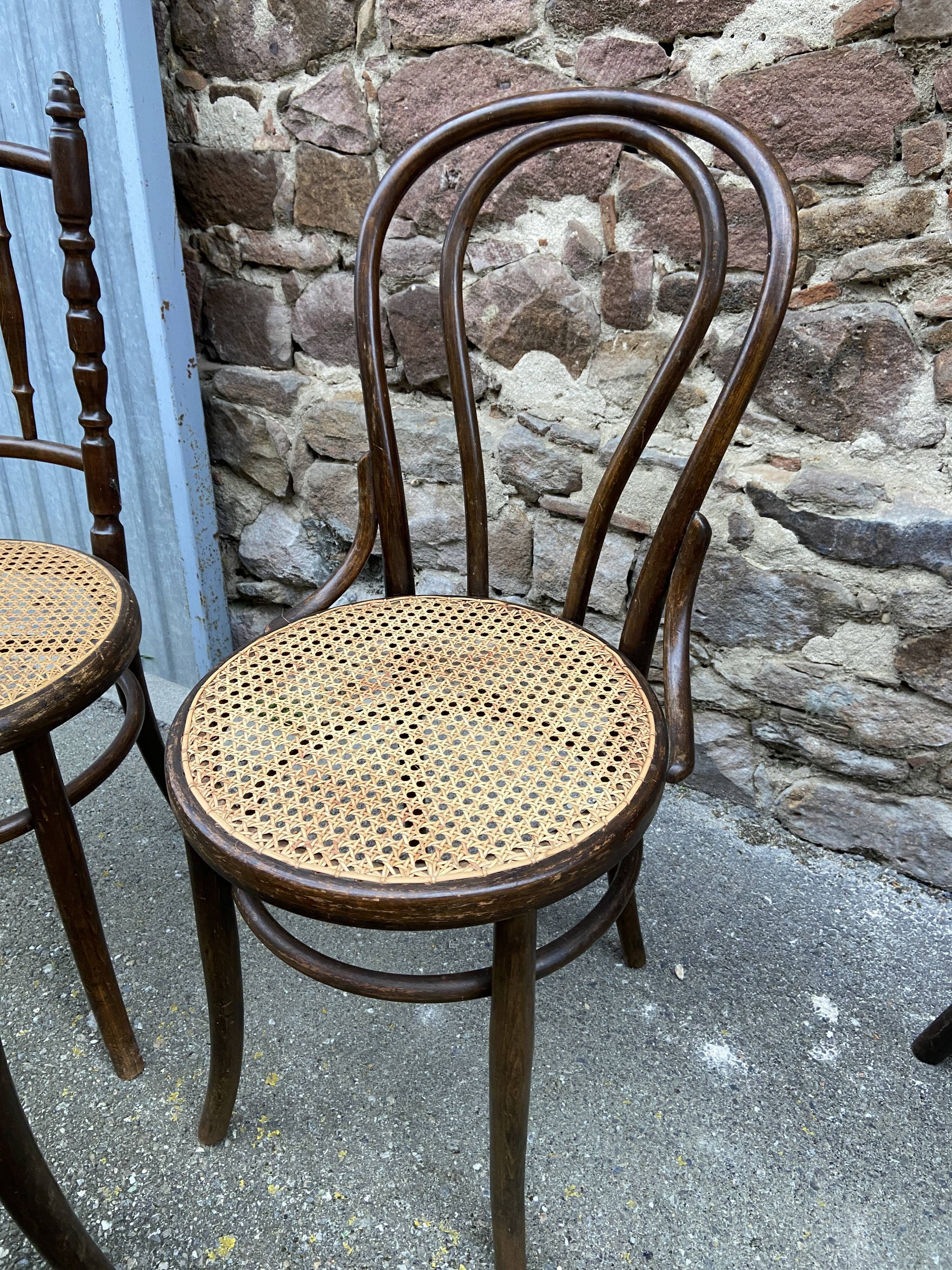 Set of 6 Thonet Fischel restaurant bistro chairs mismatch curved wood