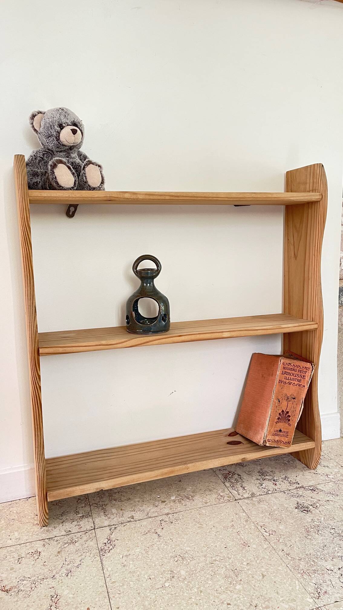 Vintage Solid Wood Shelf (Tabletop or Wall Mounted)