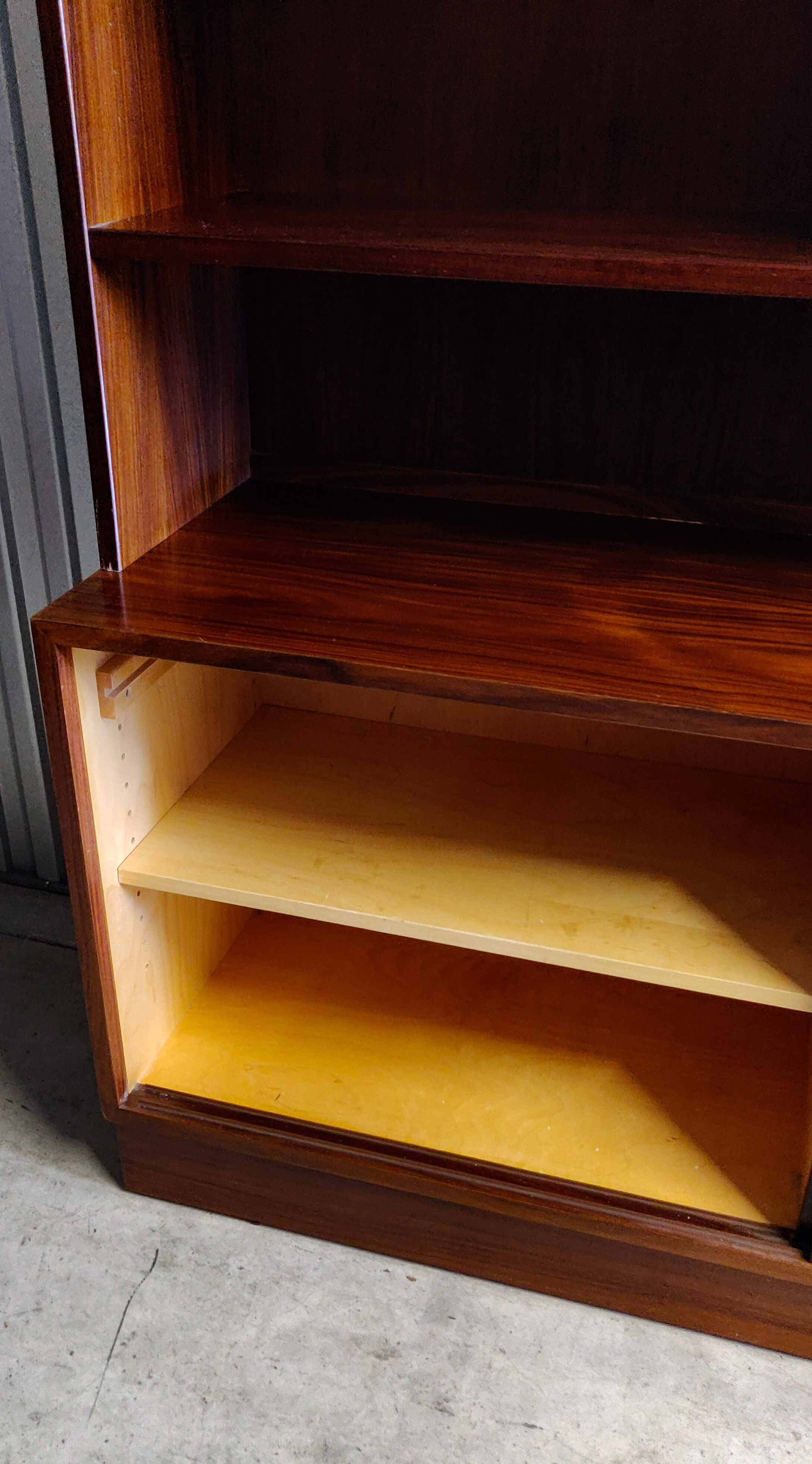 Designer bookcase Poul Hundevad 1960 Denmark mahogany