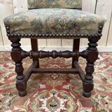 Série de 5 chaises de style Louis XIII