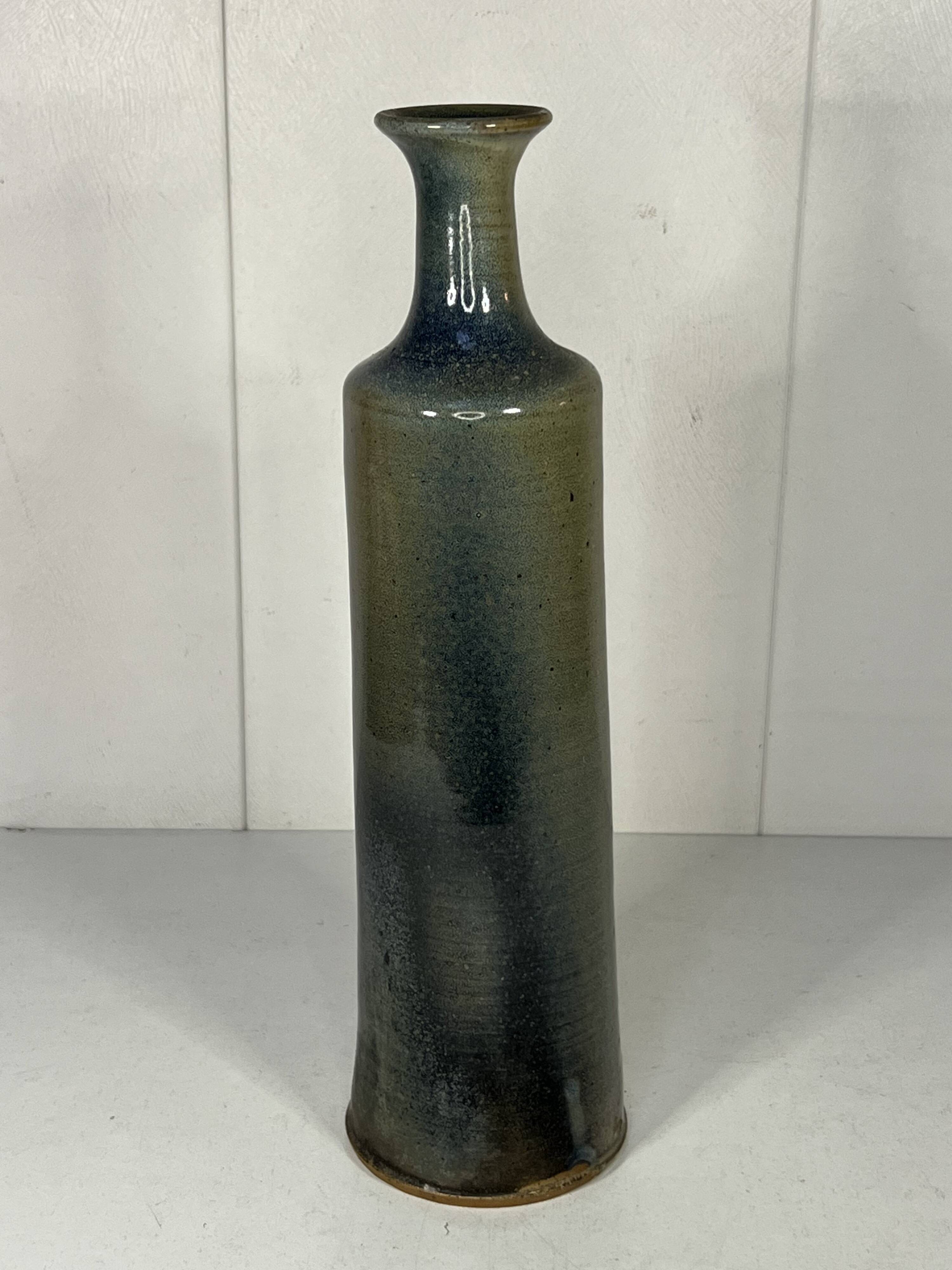 Bottle-shaped vase in glazed stoneware, 20th century design, H: 28cm