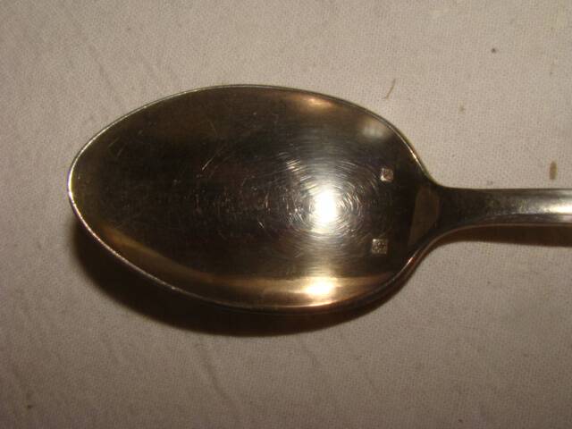 12 silver-plated metal teaspoons from the "Art Deco" period.