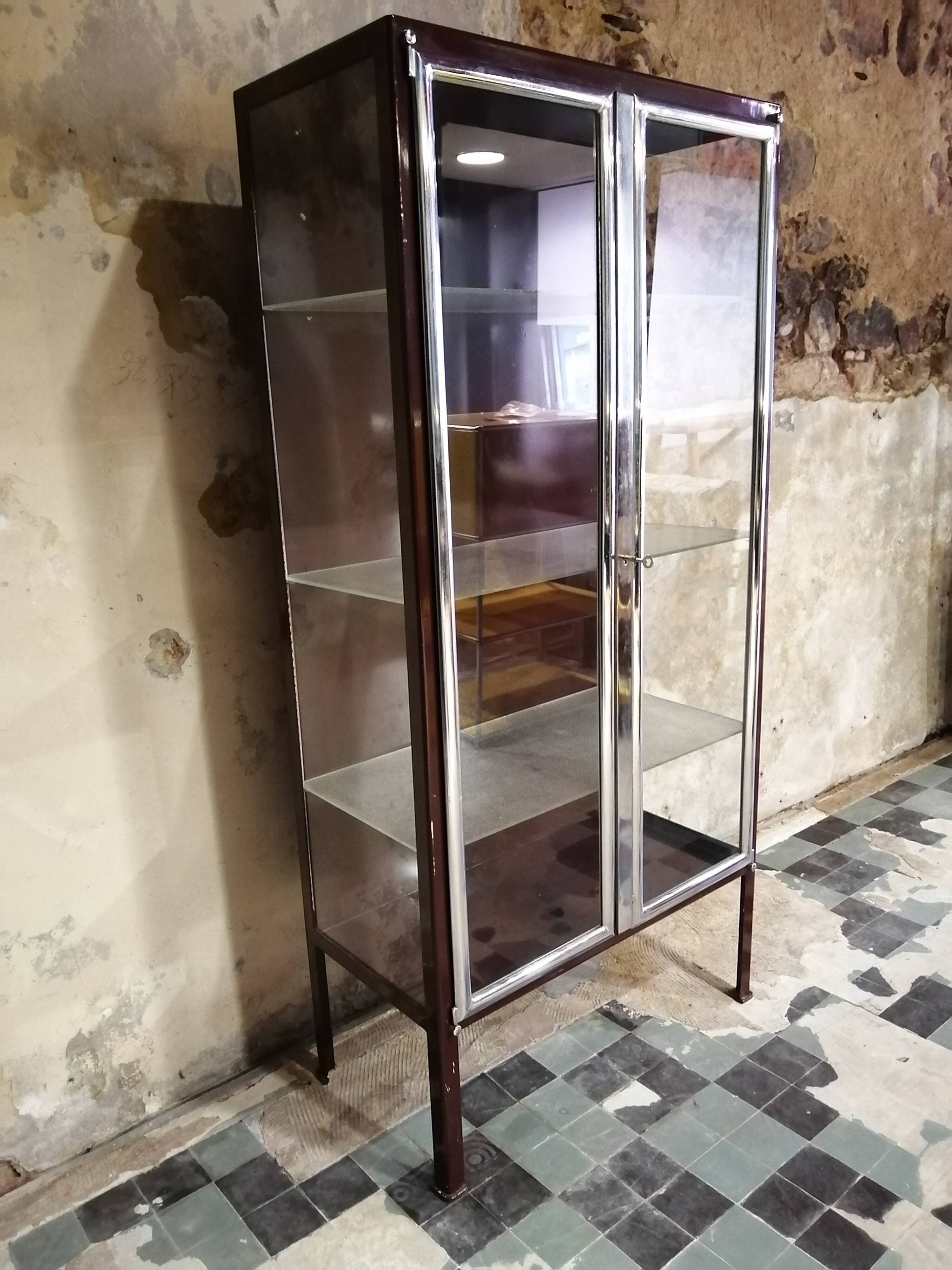 Meuble vitrine vintage
