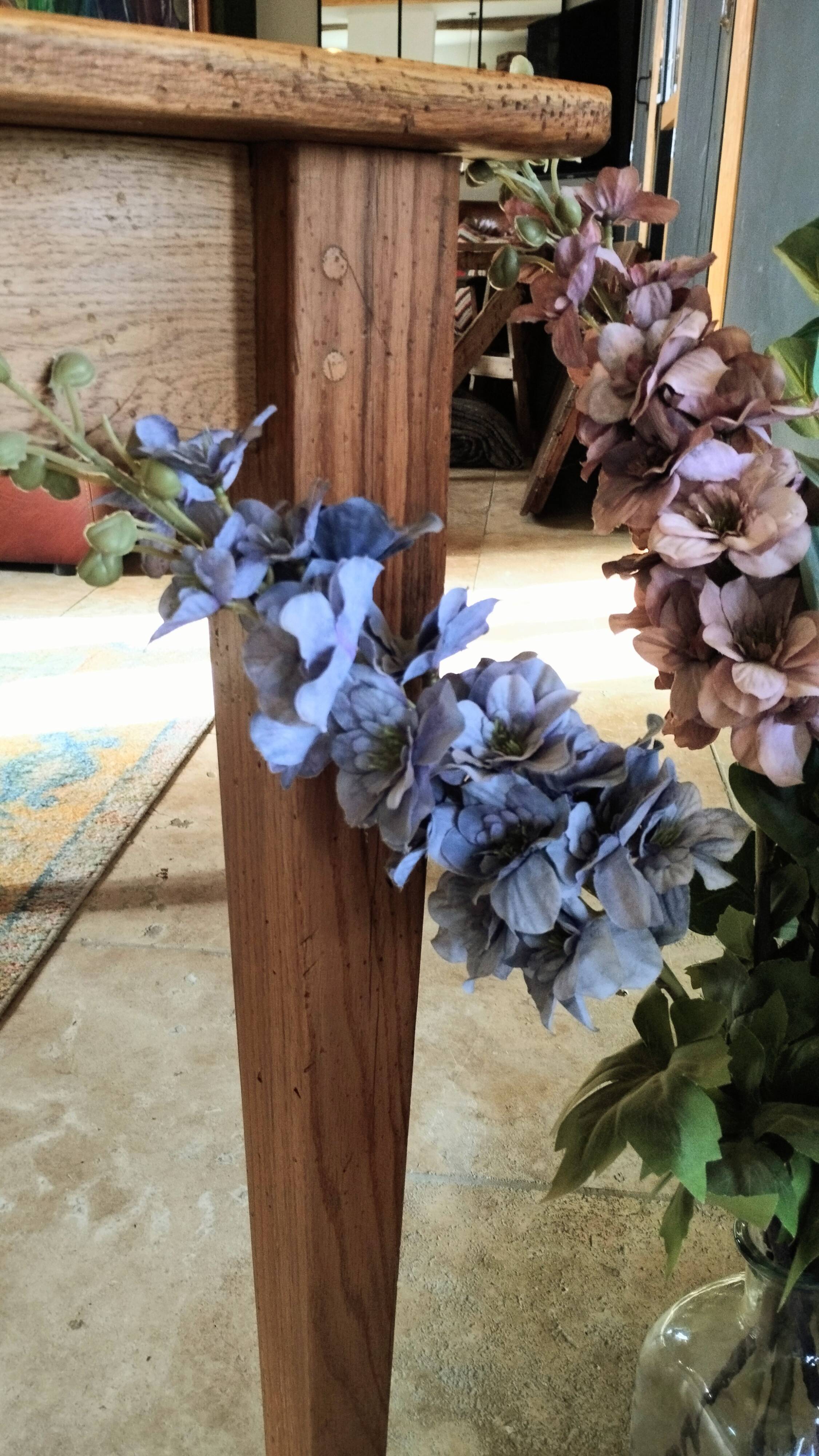 Solid oak farmhouse table, gilded and patinated, two drawers, 260 x 100 cm