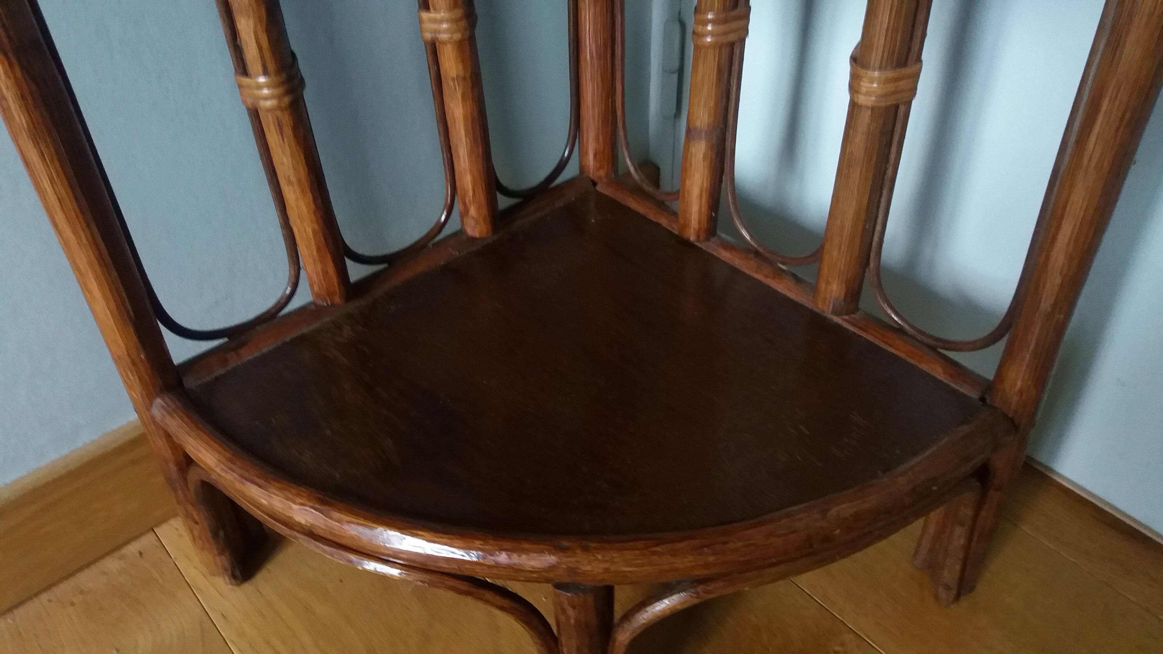 Corner shelf, corner unit, in wicker and wood