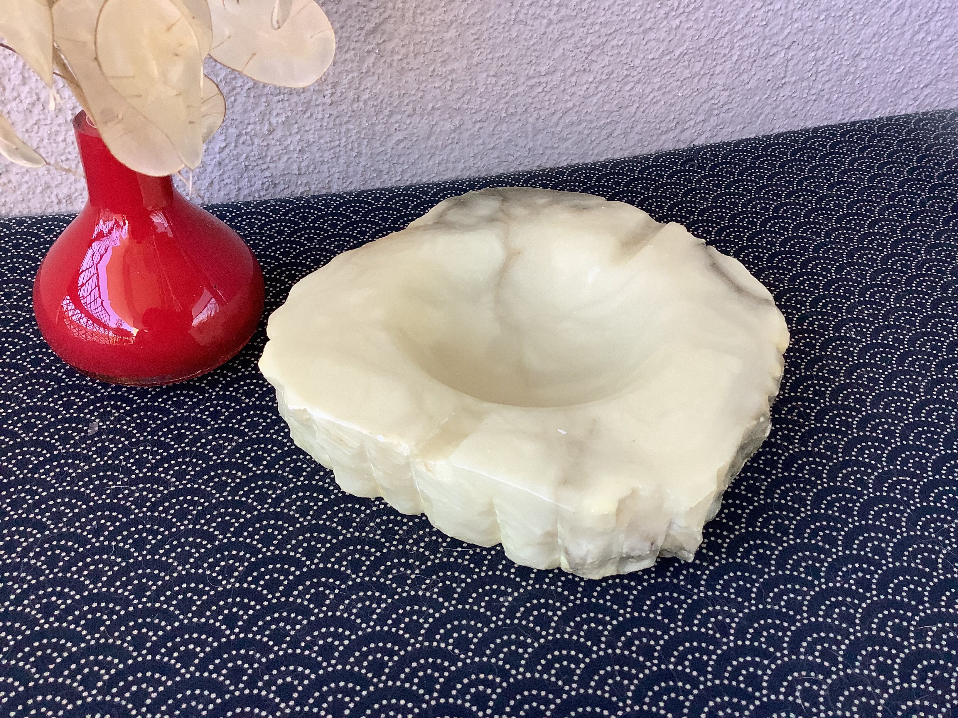 Brutalist alabaster ashtray Alabaster Italy - Romano Bianchi