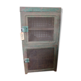 Metal supply cabinet