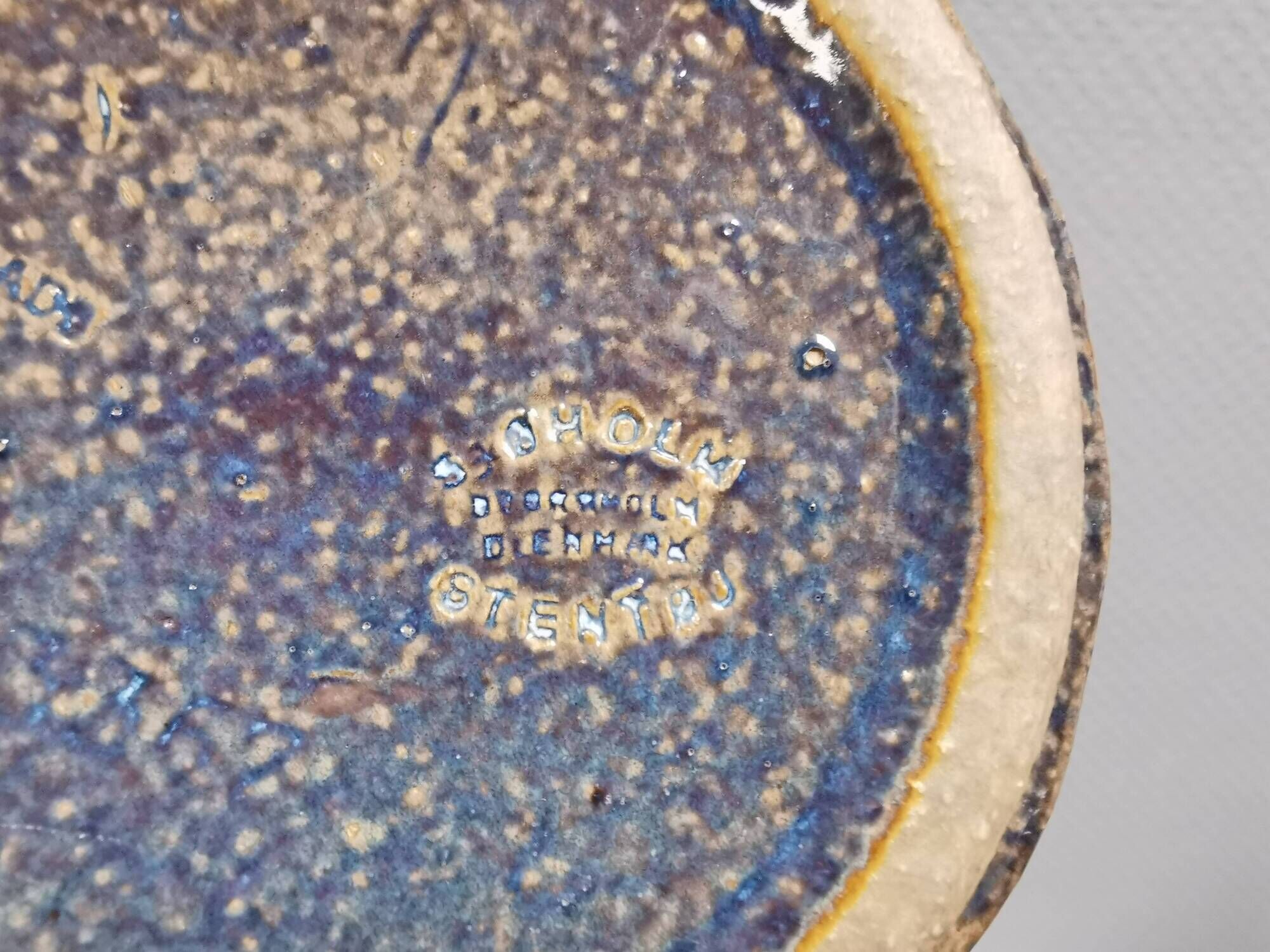 Small ceramic bowl by Maria Philippi, for Søholm Denmark 1962-64