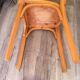 Chaise bistrot Baumann en bois et skaï rouge