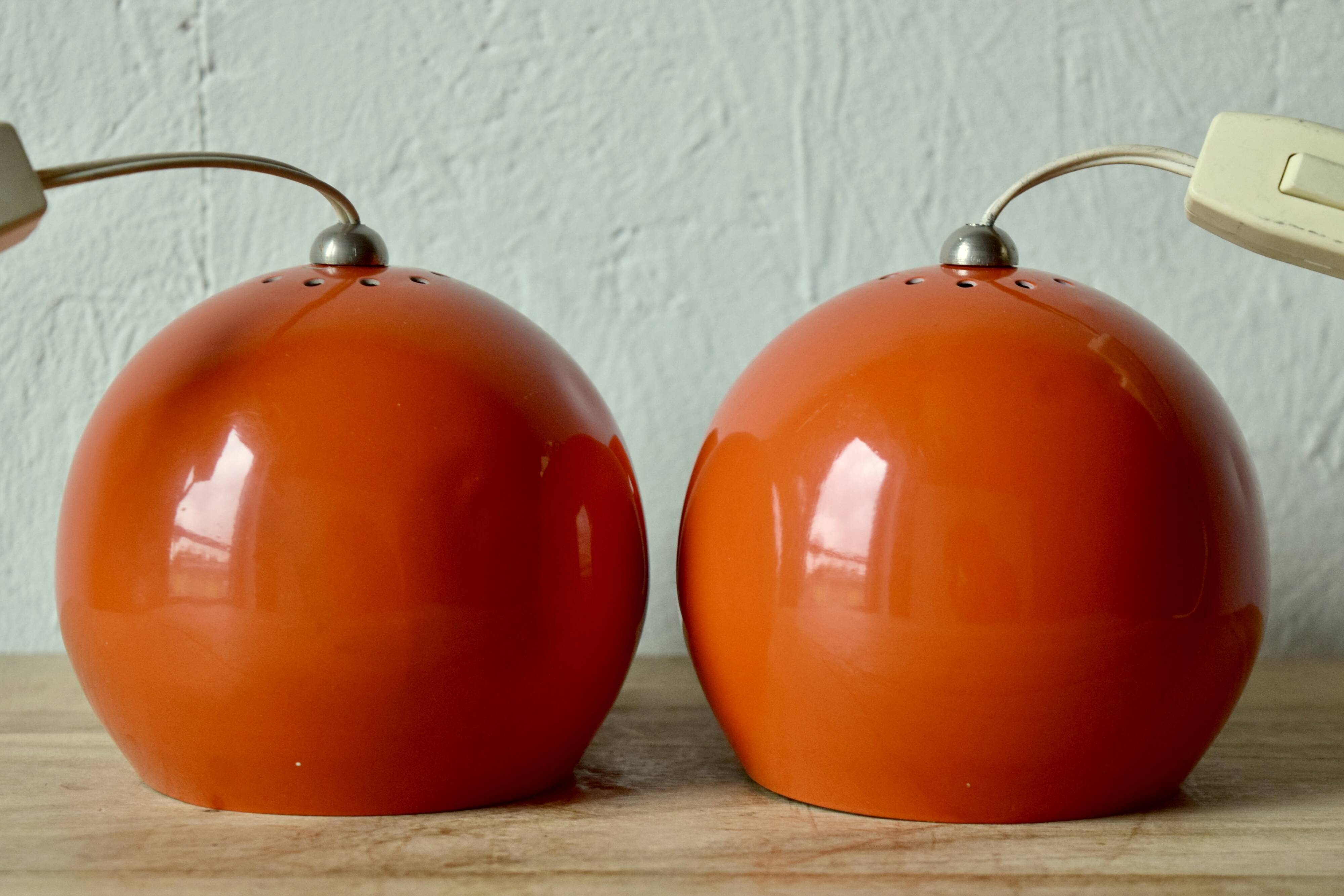 Pair of vintage falca lamps - ball lamps - space age design - made in italy