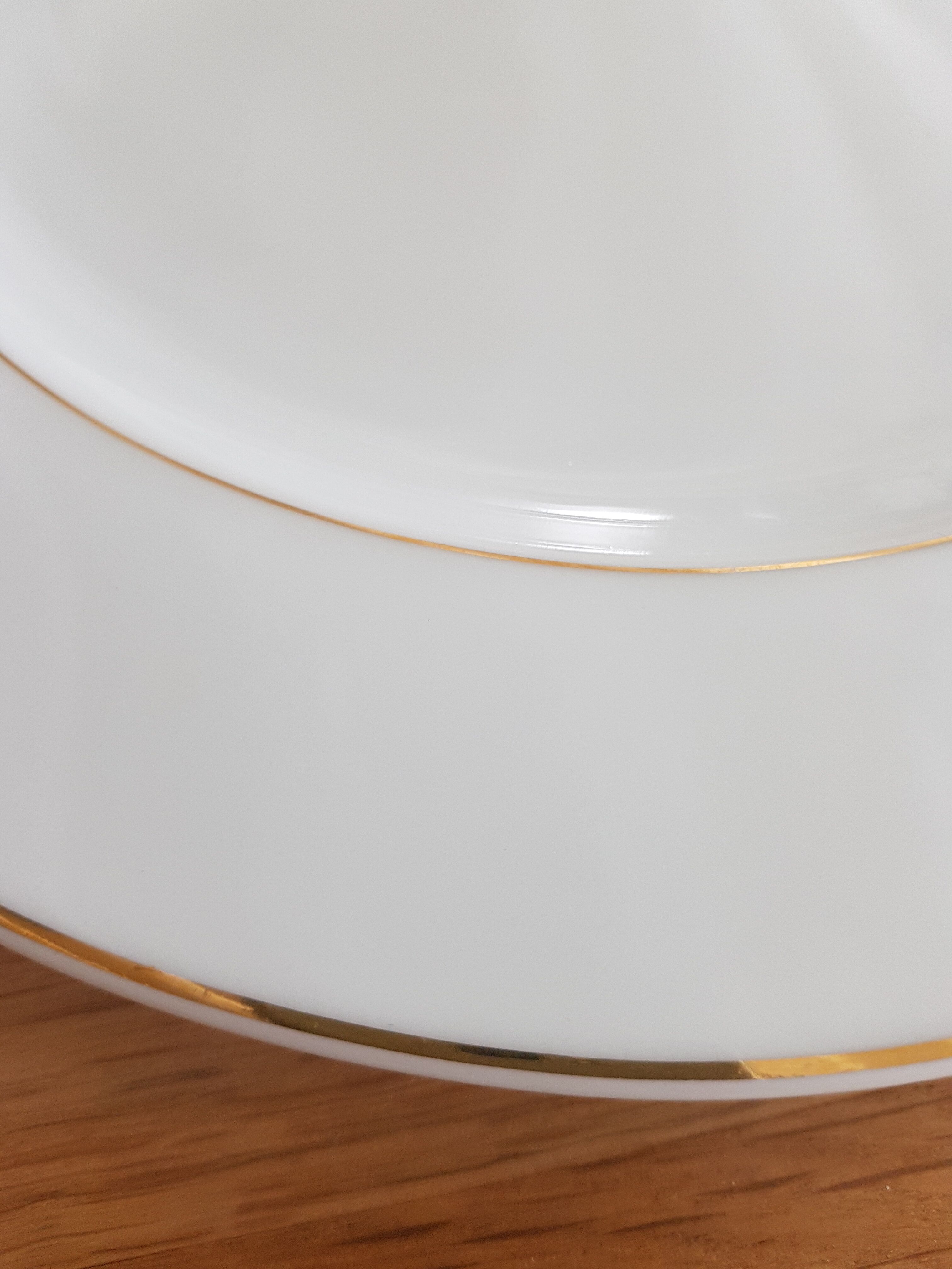 Set of 6 flat plates in porcelain liserets or Guy Degrenne