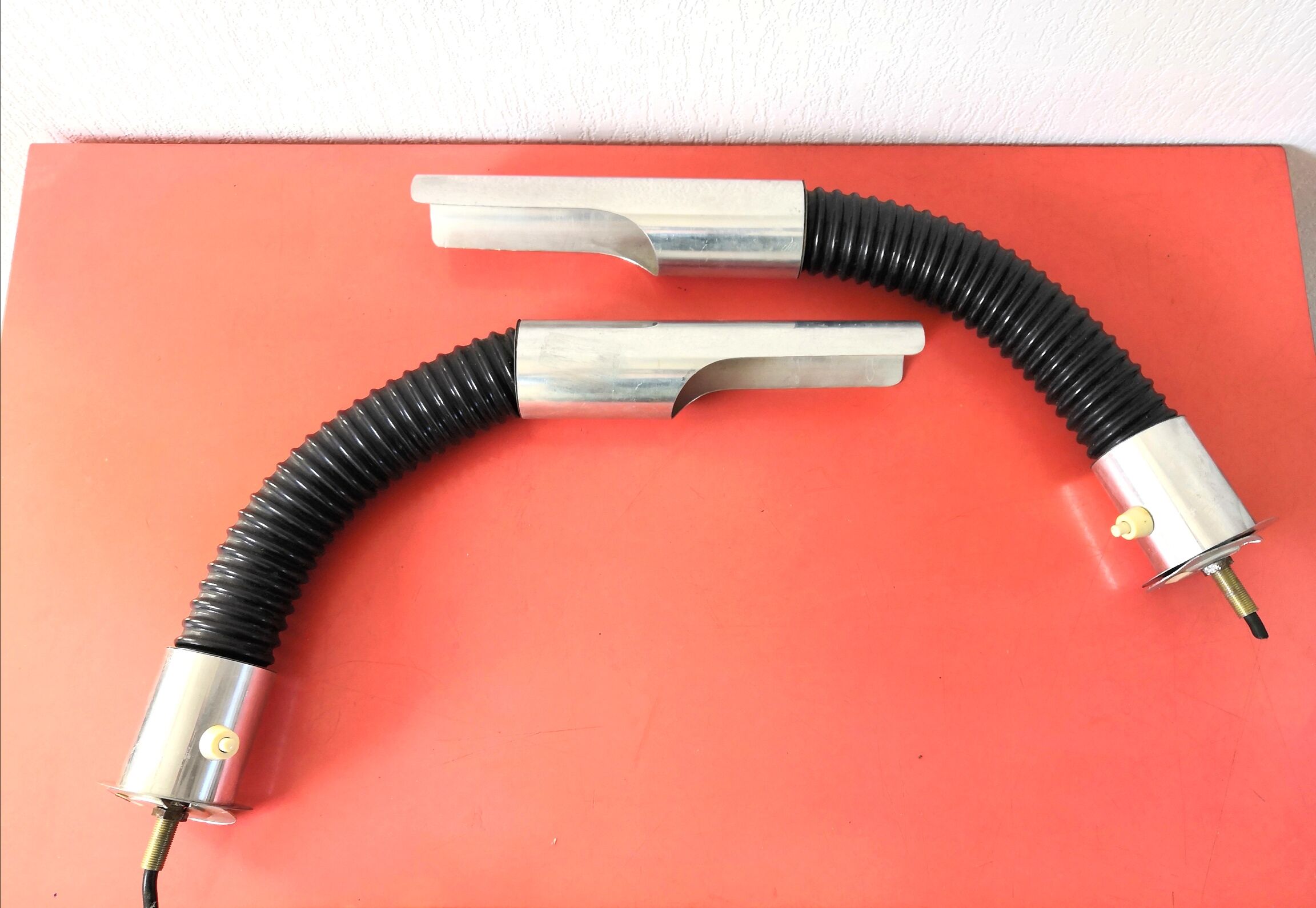 Pair of flexible hose bed lamp design 70s