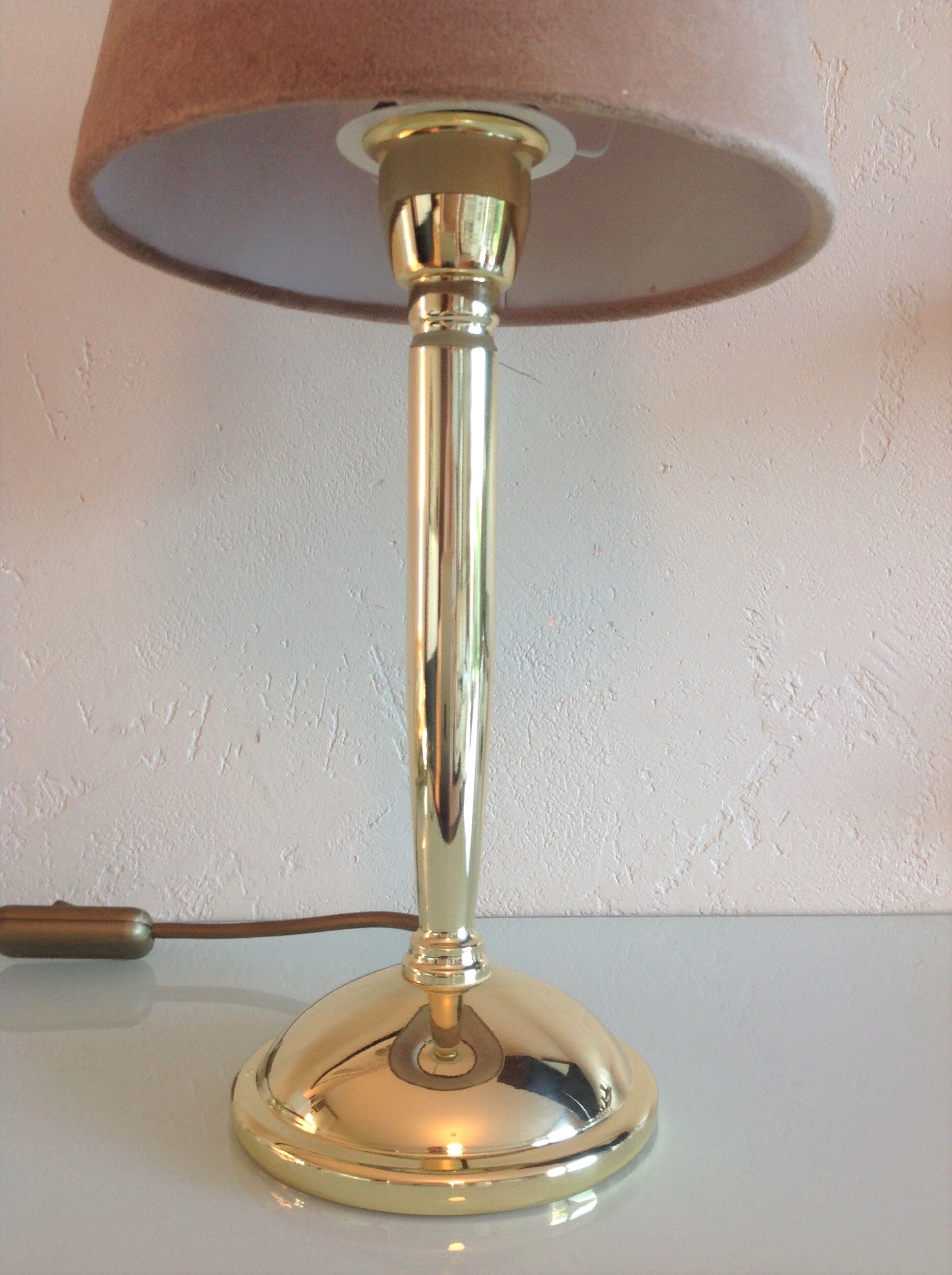 Lampe en  métal doré et abat jour peau de peche / vintage années 70-80