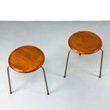 Tabouret Dot en teck, par Arne Jacobsen pour Fritz Hansen, années 1950, lot de 2