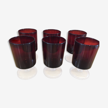 Suite of 6 old red glasses