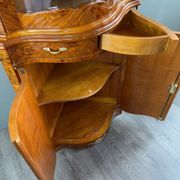 Corner display case in marquetry, 20th century
