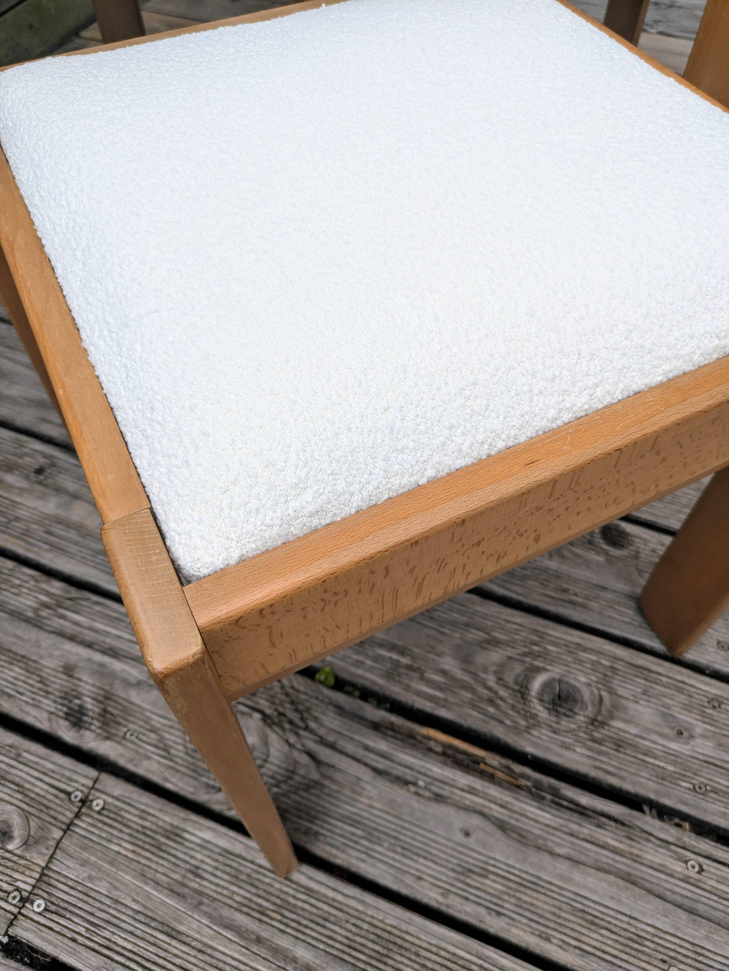 Set of 4 restored vintage chairs / White bouclette