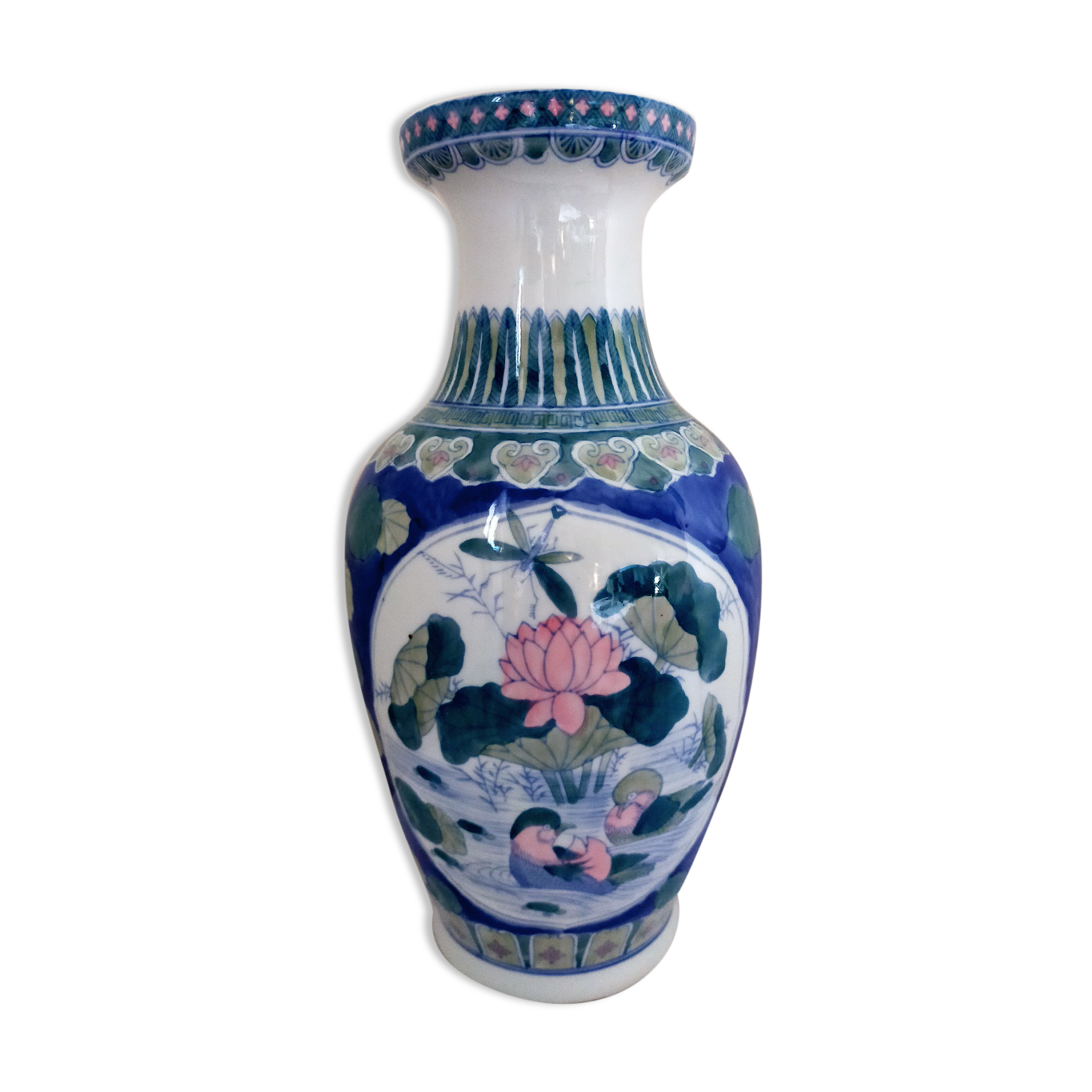 Hand-painted chinese vase