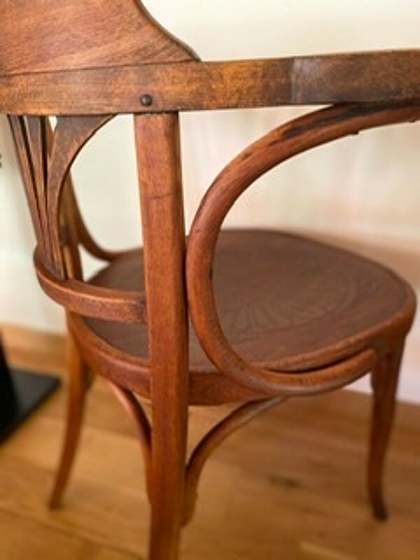 Fauteuil de bureau J&J Kohn circa 1900 estampillé et étiquette