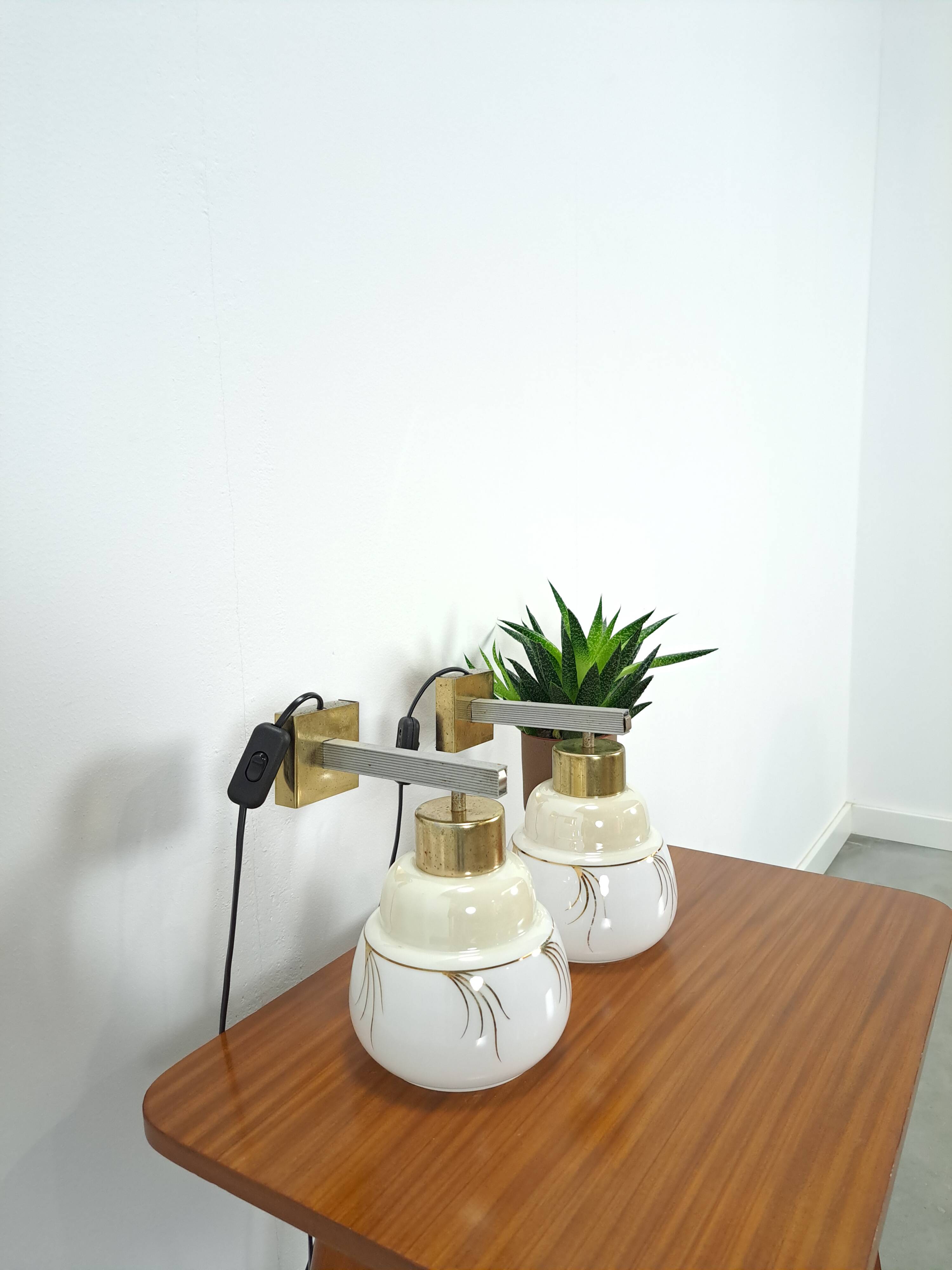 Design wandlampen Kamenicky Senov met melkglas kap vintage